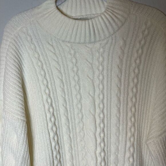 Rachel Zoe Women’s Cable Knit Sweater. Size XLarge Color: Ivory - Picture 3 of 7
